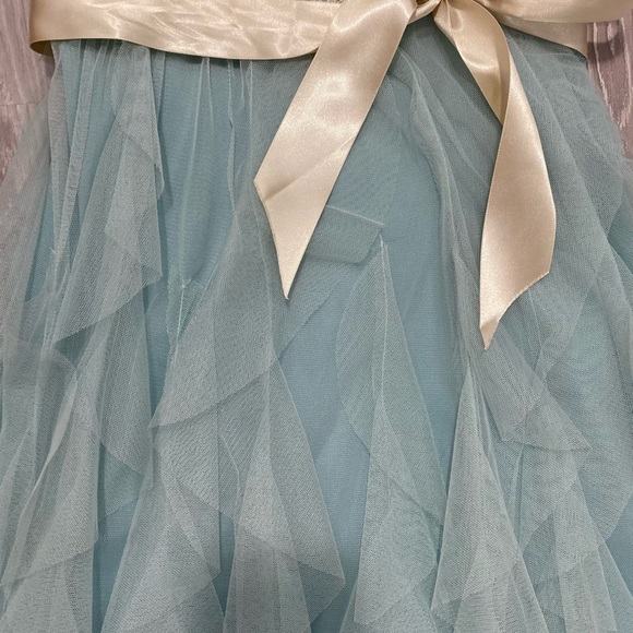 Le chateau small formal antique blue lace dress - Picture 3 of 9